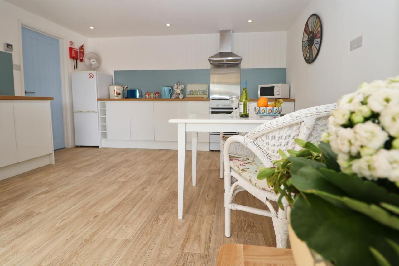 Seaside Apartment Ньюки Экстерьер фото